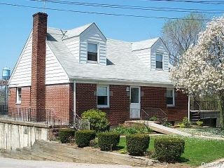 Foreclosed Home - 4 RUSSELL PL, 11542
