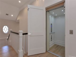 Foreclosed Home - List 100664057