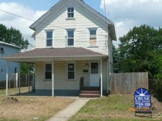 Foreclosed Home - 57 THORNE AVE, 11550