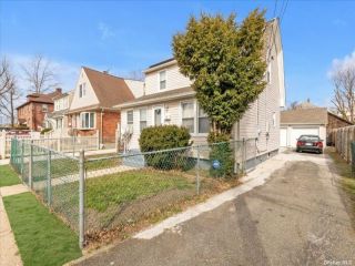 Foreclosed Home - 19 VAN COTT AVE, 11550