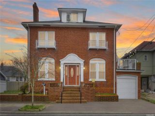 Foreclosed Home - 606 W WALNUT ST, 11561