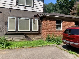 Foreclosed Home - 4 AUGUST LN, 11568