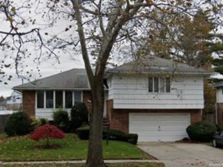 Foreclosed Home - 1106 ROSEDALE RD, 11581
