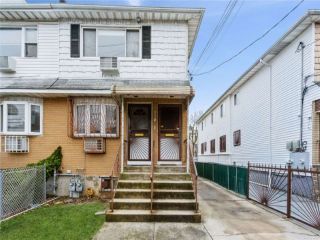 Foreclosed Home - 1721 NEW HAVEN AVE, 11691