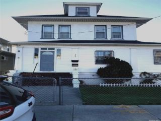 Foreclosed Home - 352 BEACH 69TH ST, 11692