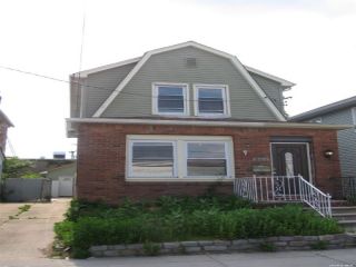 Foreclosed Home - 341 BEACH 73RD ST, 11692