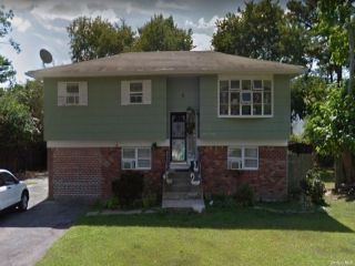 Foreclosed Home - 164 FULTON ST, 11704