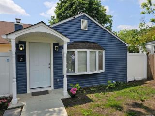 Foreclosed Home - 6 HARRISON AVE, 11706