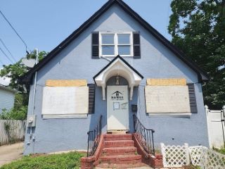 Foreclosed Home - 27 BROOK AVE, 11706