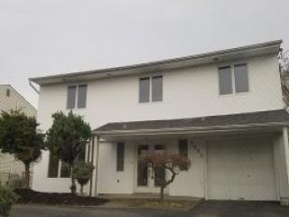 Foreclosed Home - 3059 Driftwood Ln, 11710