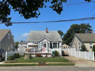 Foreclosed Home - 18 FRANK AVE, 11710