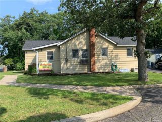Foreclosed Home - 1209 LAKELAND AVE, 11716