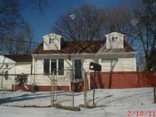 Foreclosed Home - 22 SAINT ANDREWS DR, 11717