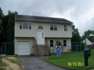 Foreclosed Home - 42 E SYCAMORE ST, 11722