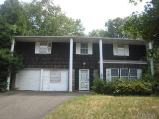 Foreclosed Home - 22 NORTHRIDGE DR, 11727