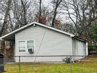Foreclosed Home - 21 FIFE DR, 11727