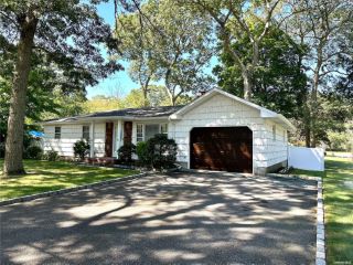 Foreclosed Home - 12 WESTFIELD RD, 11727