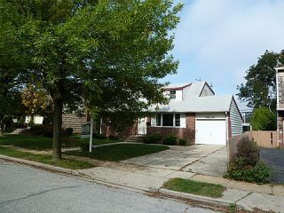 Foreclosed Home - 31 COLONIAL DR, 11735