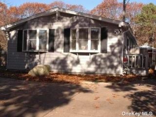 Foreclosed Home - 65 DIVISION ST, 11742