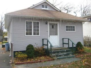 Foreclosed Home - 73 W 11TH ST, 11746