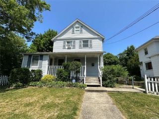 Foreclosed Home - 33 OLIVE ST, 11746
