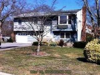 Foreclosed Home - 881 BELMORE AVE, 11752