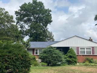 Foreclosed Home - 87 FULTON ST, 11755