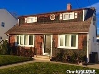 Foreclosed Home - 51 CLEVELAND PL, 11758