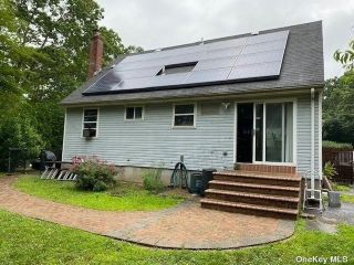 Foreclosed Home - 20 GORDON AVE, 11763