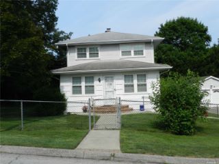Foreclosed Home - 3 ROOSEVELT AVE, 11767