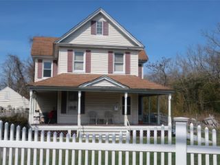 Foreclosed Home - 959 MONTAUK HWY, 11769
