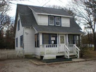 Foreclosed Home - 150 BARTON AVE, 11772
