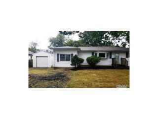 Foreclosed Home - 27 W 6th St, 11772