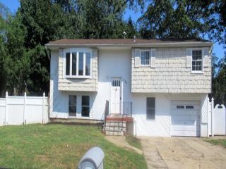 Foreclosed Home - 191 Bergen St, 11776