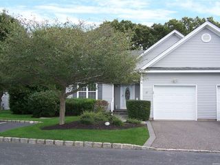 Foreclosed Home - 17 GETTYSBURG DR, 11776