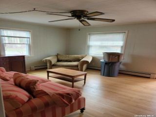 Foreclosed Home - 23 GROVE AVE, 11780