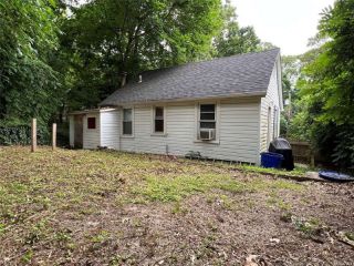 Foreclosed Home - 17 BAYVILLE DR, 11789