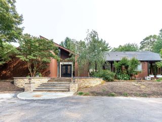 Foreclosed Home - 71 SABINE RD, 11791