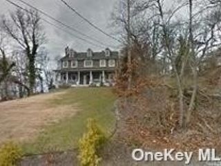 Foreclosed Home - 26 N SIDE RD, 11792