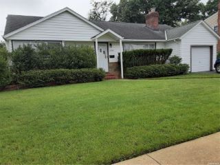 Foreclosed Home - 3504 STEPHEN LN, 11793