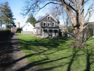 Foreclosed Home - 267 MAIN ST, 11930