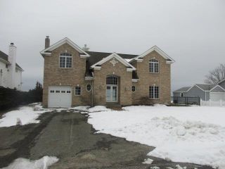 Foreclosed Home - 12 Seaview Ln, 11934