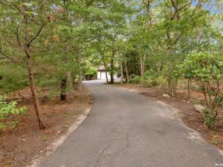 Foreclosed Home - 3000 QUOGUE RIVERHEAD RD, 11942