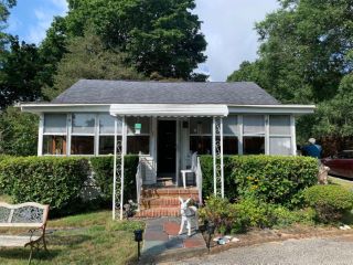 Foreclosed Home - 17 WILLOW SHADE AVE, 11942