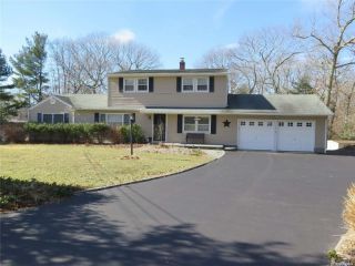 Foreclosed Home - 146 MIDDLE ISLAND BLVD, 11953