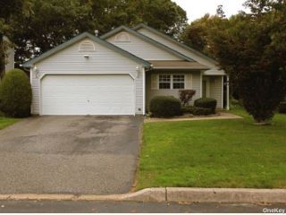 Foreclosed Home - 5 WESTCHESTER CT, 11953