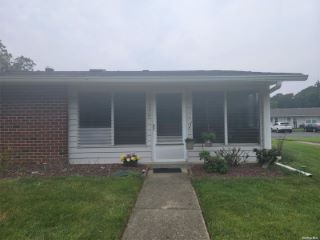 Foreclosed Home - 39 TRENT CT UNIT D, 11961
