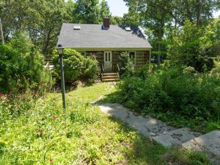 Foreclosed Home - 340 Pine Ave, 11971
