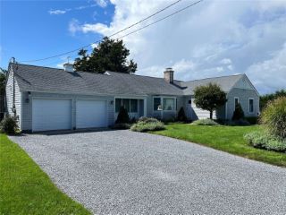 Foreclosed Home - 65 SHORE RD, 11977