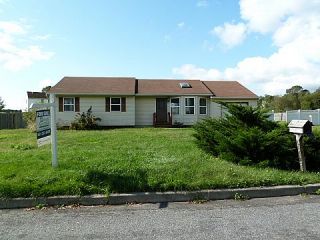 Foreclosed Home - 8 CHRISTINE LN, 11980